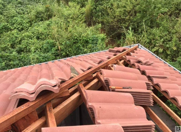 Image principale de vente des tôles et des accessoires