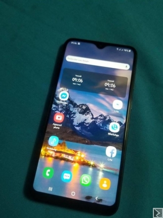 Image principale de SAMSUNG GALAXY A10