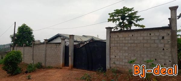 Main image of Opportunité à saisir Urgence  Maison titrée sur