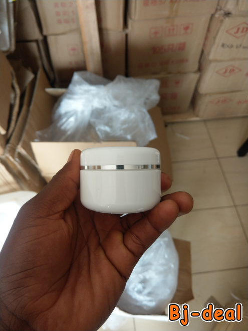 Image principale de Emballages cosmétiques