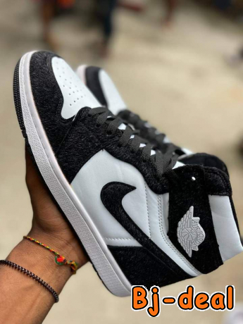 Image principale de Vente des Jordan montantes