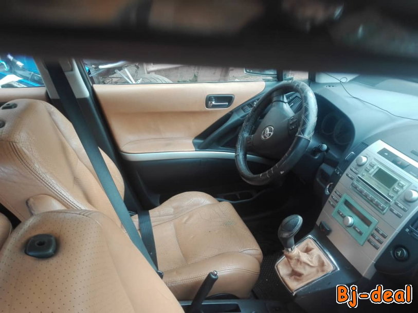 Main image of A vendre Toyota Corolla verso