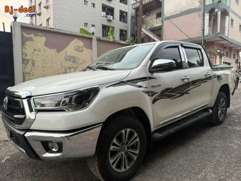 Image principale — Toyota Hilux Année 2021