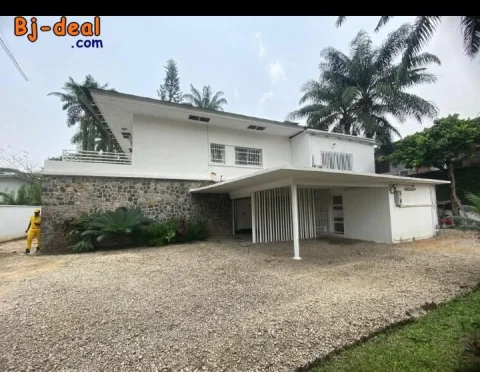 Image principale — Villa moderne à louer à Bonapriso