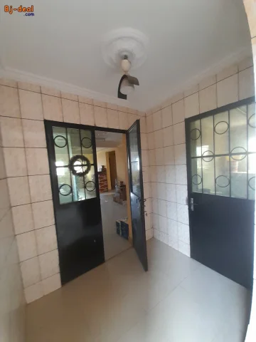 Main image — Grand Appartement moderne a louer dans les environs de Deido proche du goudron