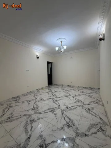 Main image — Magnifique studio avec eau chaude gardien parking en bordure à Nkolfoulou